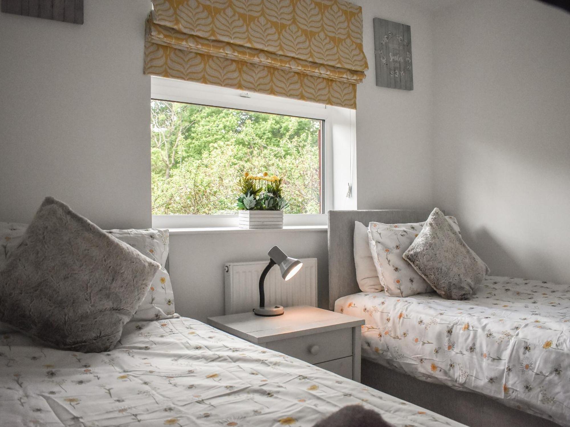 Bumblebee Lodge Staithes Extérieur photo